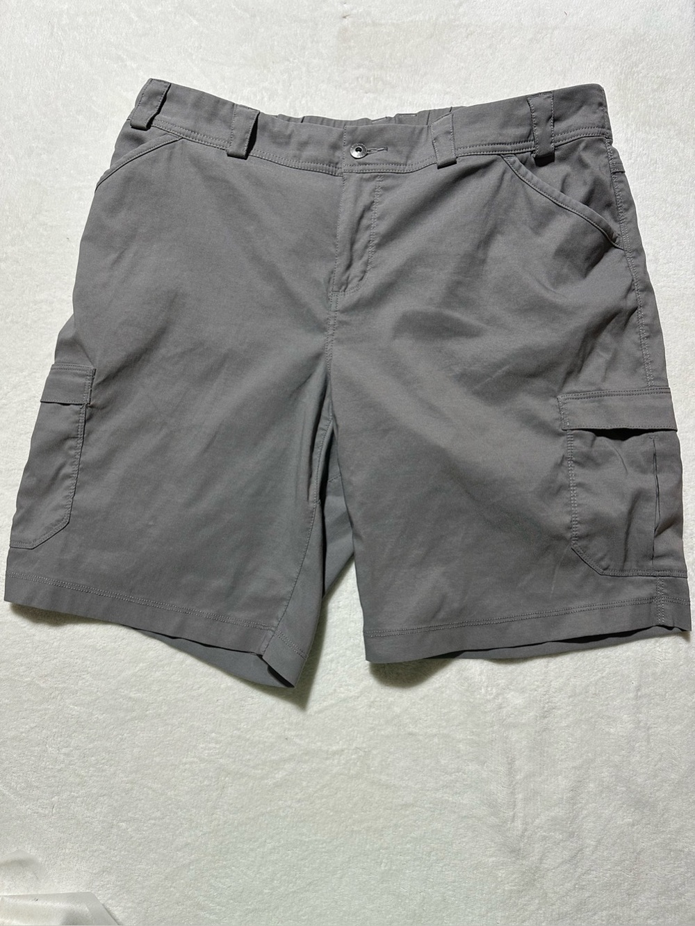 Duluth Trading Co. Women’s 16 Dry on the Fly Cargo 10” Shorts Gray Outdoor Gorp